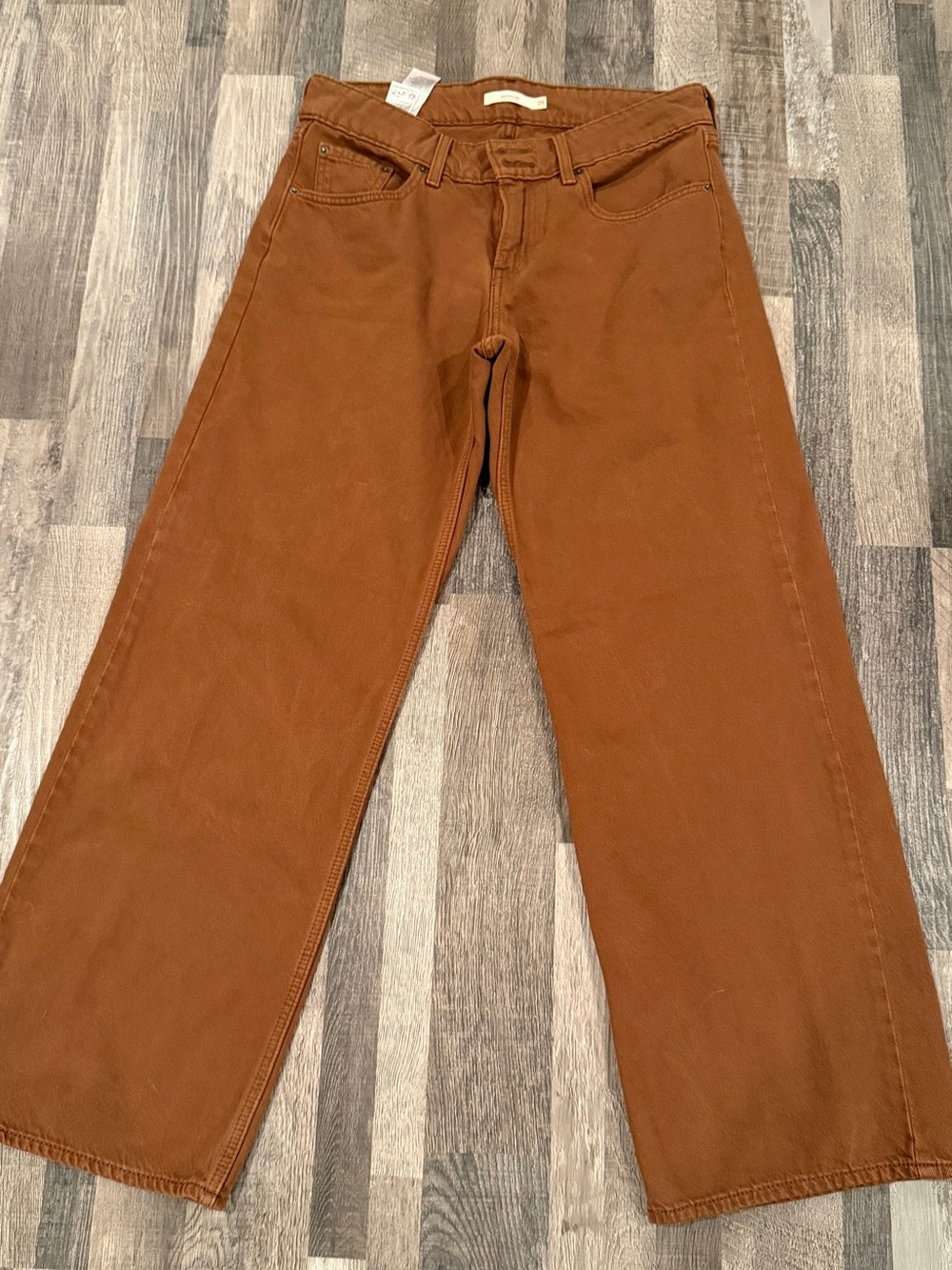 Levi's Women's Wide-Leg Jeans in Rust Brown